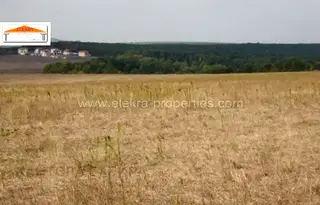 Земеделски имот във Варна, с. Юнец
