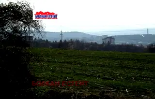 Земеделски имот във Велико Търново, Велико Търново