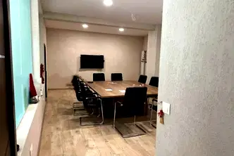 Офис в Студентски