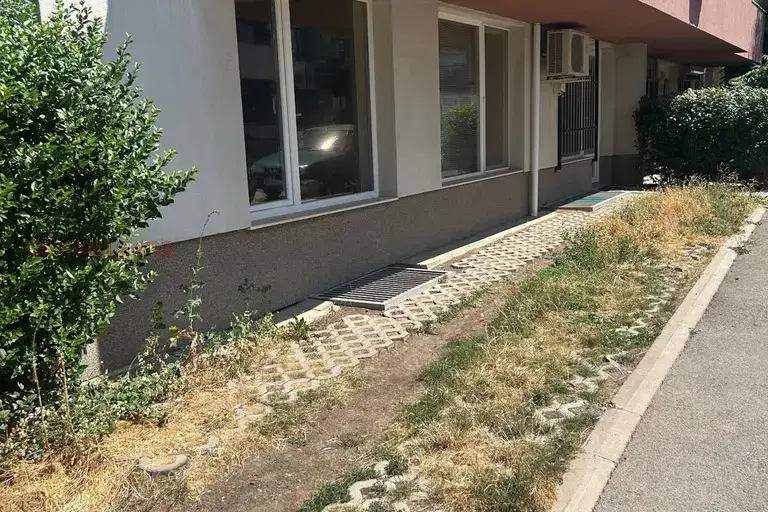 Office in Studentski