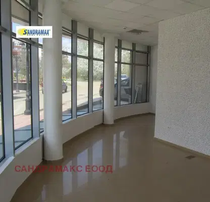 Photo 4 — Office in Студентски