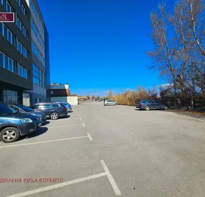 Снимка 2 — Офис в София, 7-ми 11-ти километър