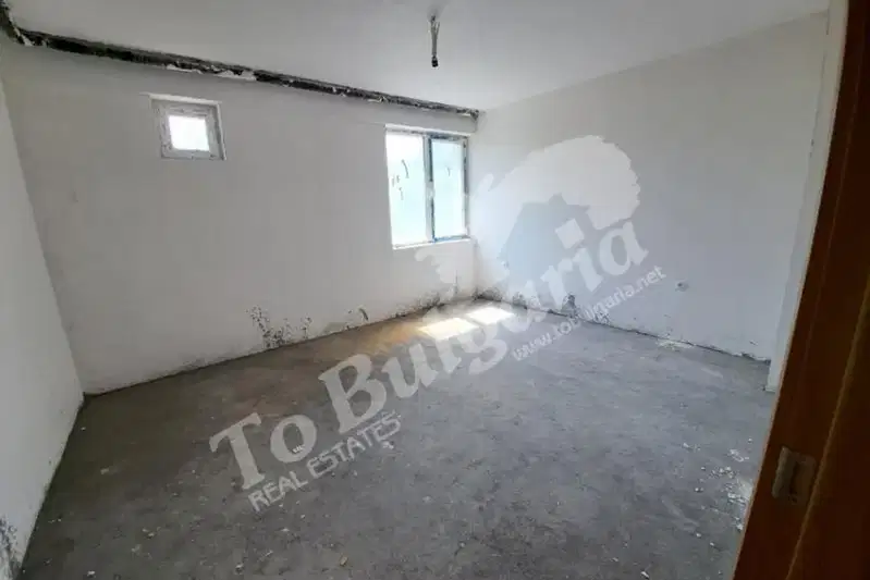 Office in Veliko Tyrnovo, Akaciya
