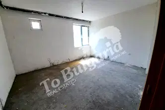 Офис във Велико Търново, Акация