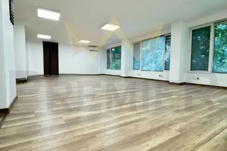 Office in Varna, Biznes Hotel