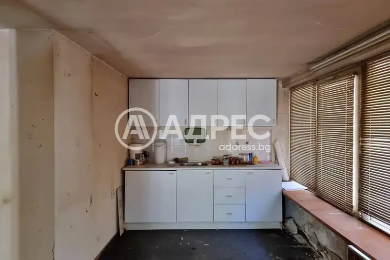 Office in Sofiya, Borovo