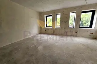 Офис в София, Бояна