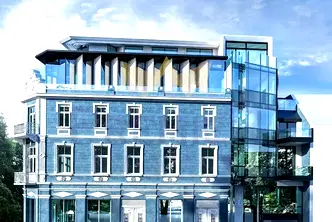Офис във Варна, Център