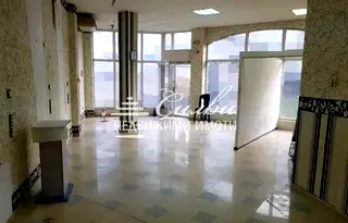 Офис в Шумен, Център