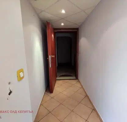 Photo 2 — Office in Veliko Tyrnovo, Centyr