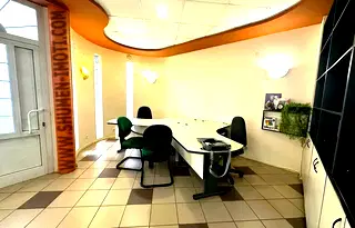 Офис в Шумен, Център