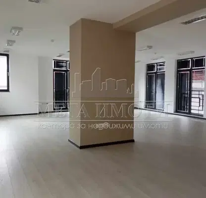 Photo 5 — Office in Sliven, Centyr