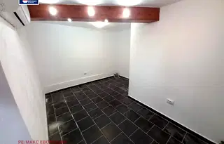 Офис в Раз, Център