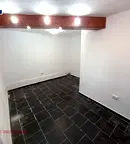 Офис в Раз, Център