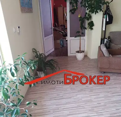 Photo 3 — Office in Sliven, Centyr
