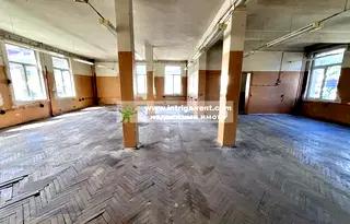 Офис в Хасково, Център