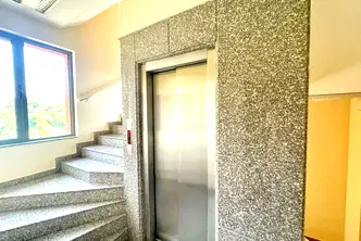 Офис в Пловдив, Център