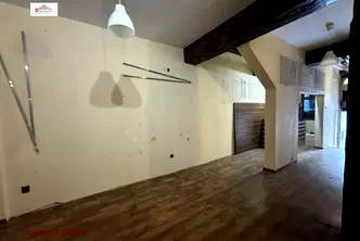 Офис в София, Център