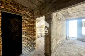 Офис в Русе, Център
