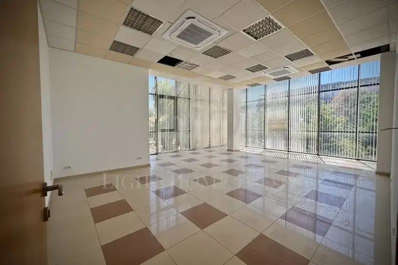 Office in Plovdiv, Centyr