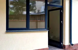 Офис във Враца, Център