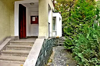 Офис в София, Център