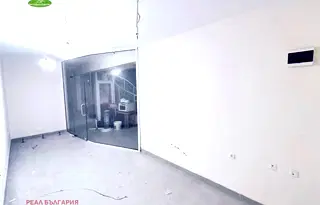 Офис в Русе, Център
