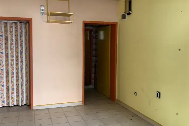 Офис в Пазарджик, Център