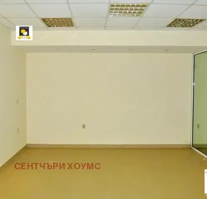 Снимка 2 — Офис във Велико Търново, Център