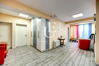 Офис в София, Център