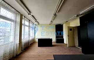 Офис във Велико Търново, Център