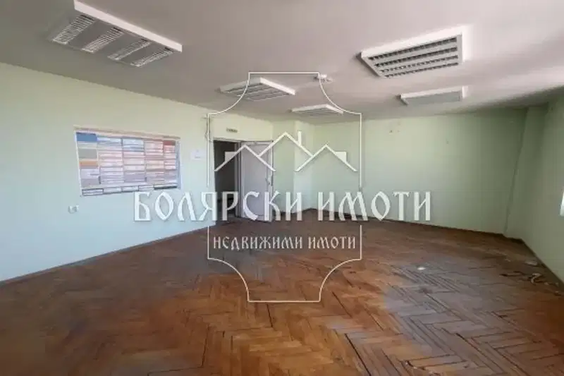 Office in Veliko Tyrnovo, Centyr