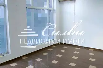 Офис в Шумен, Център