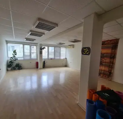 Photo 2 — Office in Veliko Tyrnovo, Centyr