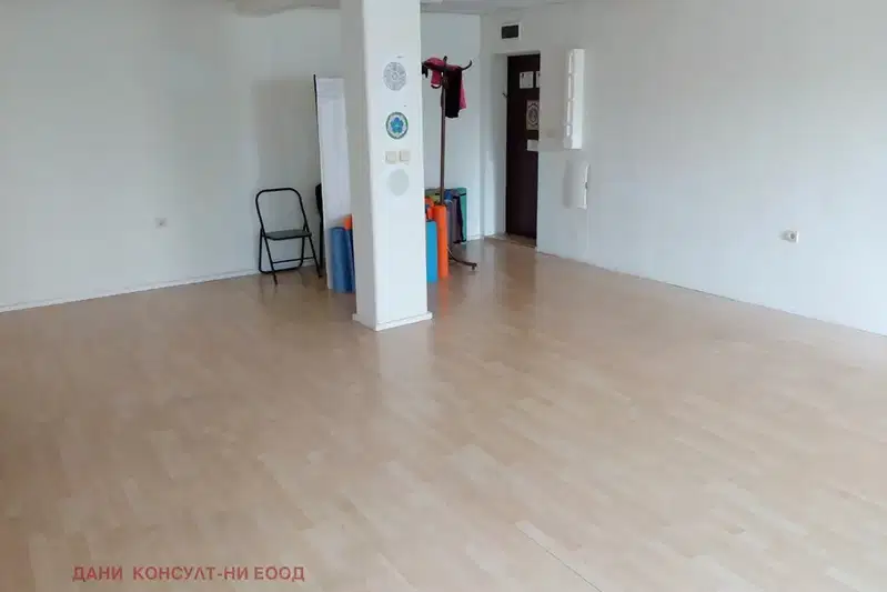 Office in Veliko Tyrnovo, Centyr