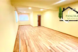 Офис в Шумен, Център