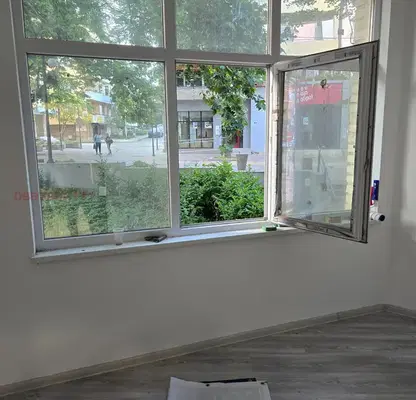 Photo 4 — Office in Yambol, Centyr