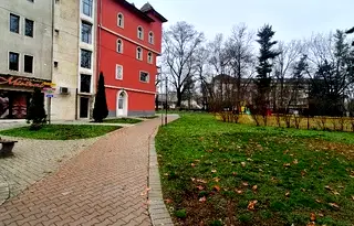 Офис в Кюстендил, Център