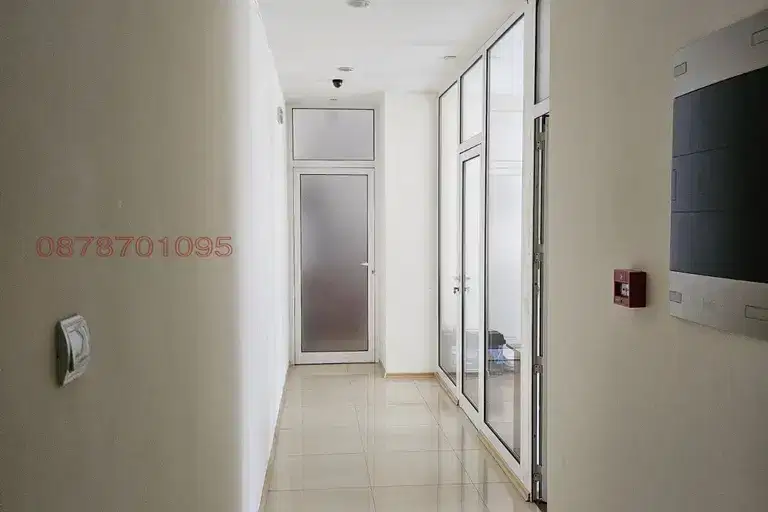 Office in Lovech, Centyr