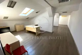 Офис в Пловдив, Център