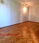Офис в София, Докторски паметник
