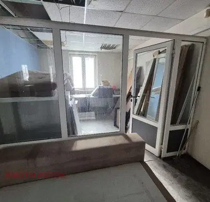 Photo 5 — Office in Pernik, Iztok
