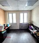 Офис в Перник, Изток
