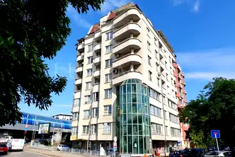 Офис в София, Изток