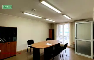 Офис в София, Изток
