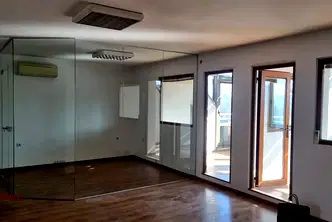 Офис в София, Кръстова вада
