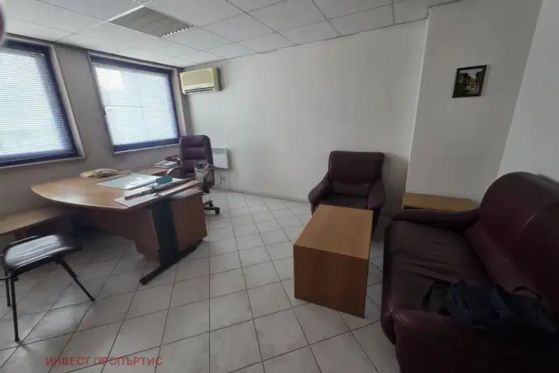 Office in Sofiya, Medicinska Akademiya