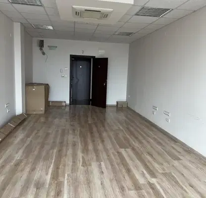 Photo 2 — Office in Varna, Metro