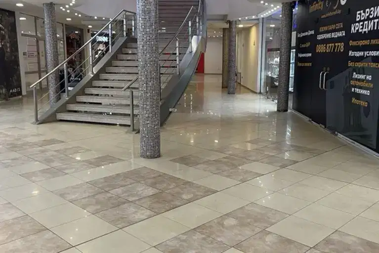 Офис в София, Младост 1А