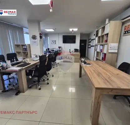 Photo 2 — Office in Varna, Pobeda